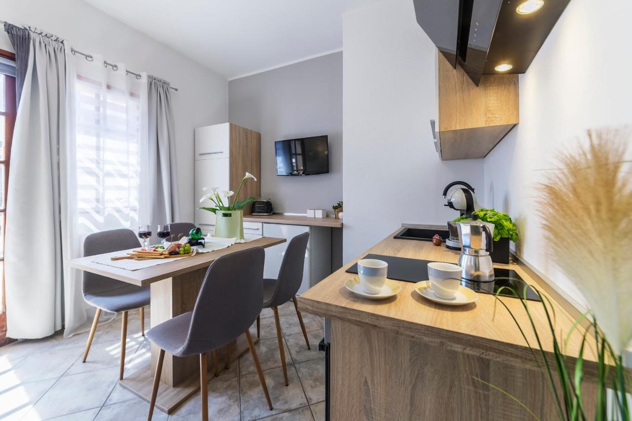 Apartments Antonio メドゥリン エクステリア 写真